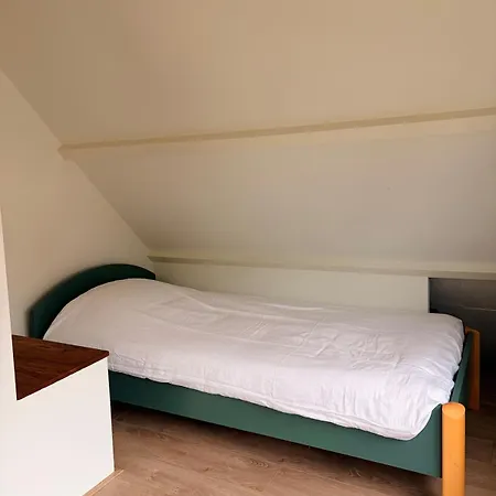 Menoria - Near The Lake, Restaurants & Keukenhof *
